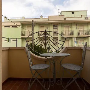 River Fronte Mare Con Piscina Hotel Rimini