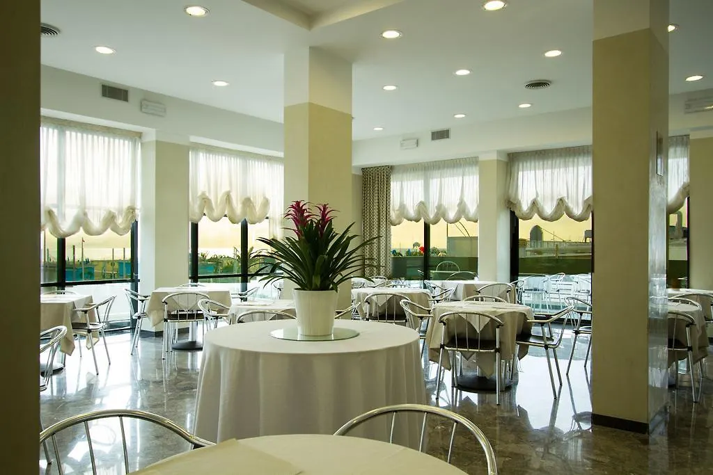 Hotel Nord Est Rimini 3*,